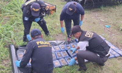 Hallan 72 kilos de cocaína ocultos en camión abandonado en Retalhuleu