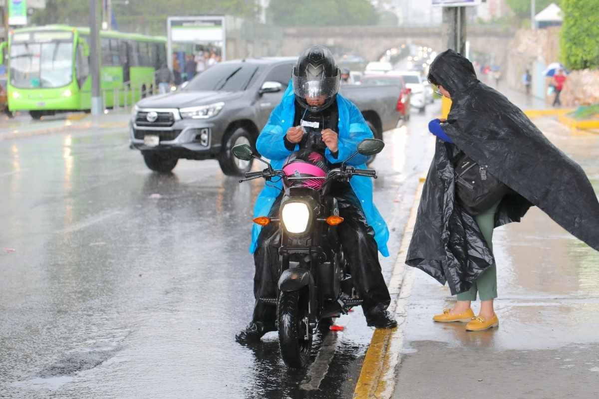 IGSS alerta por aumento de accidentes de motocicleta durante el invierno