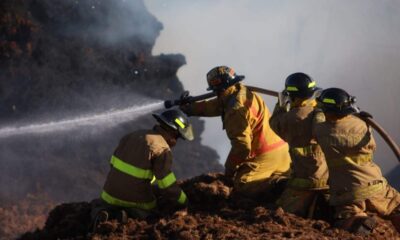 Incendio en aserradero de Zacapa deja severos daños tras más de 10 horas de combate