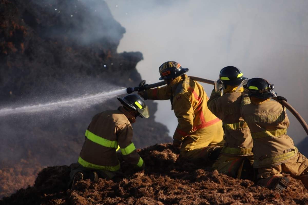 Incendio en aserradero de Zacapa deja severos daños tras más de 10 horas de combate
