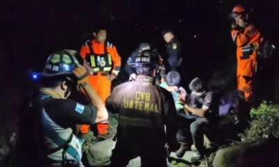 Rescatan a 11 adolescentes tras más de 11 horas de búsqueda en una montaña de Amatitlán