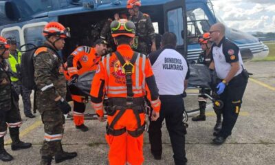 Accidente aéreo en Chimaltenango reanudan búsqueda de rescatista y extracción de la tercera víctima