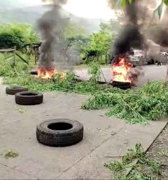 Bloqueo paraliza la RN-7E en El Estor