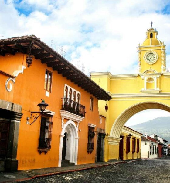 CC frena sanciones por parqueo en Antigua Guatemala y abre revisión del reglamento municipal