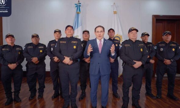 Gobierno oficializa nuevo reglamento salarial para la PNC e incorpora bono mensual para todo el personal policial