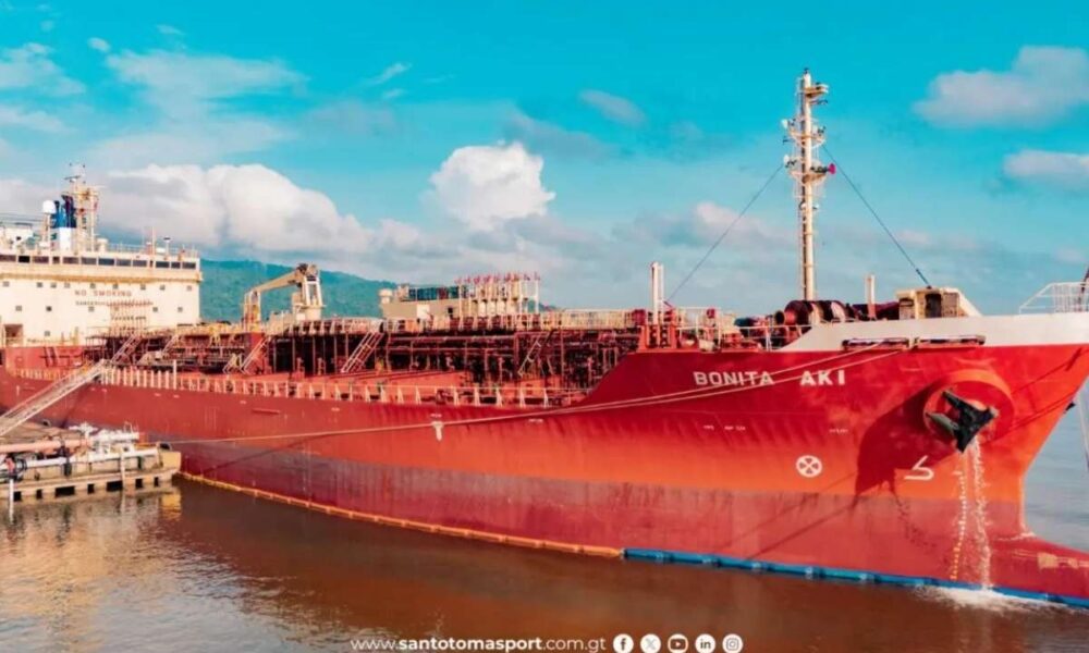 Llega a Guatemala el primer cargamento de etanol para iniciar la venta de gasolina E10