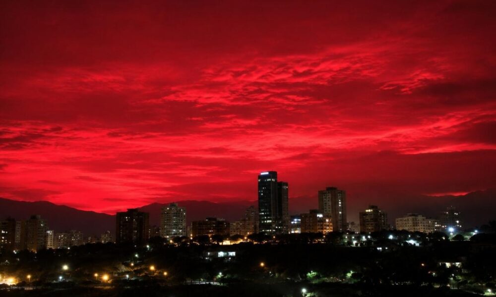 ¿Por qué el cielo se tiñó de rojo en Venezuela La explicación científica detrás del fenómeno