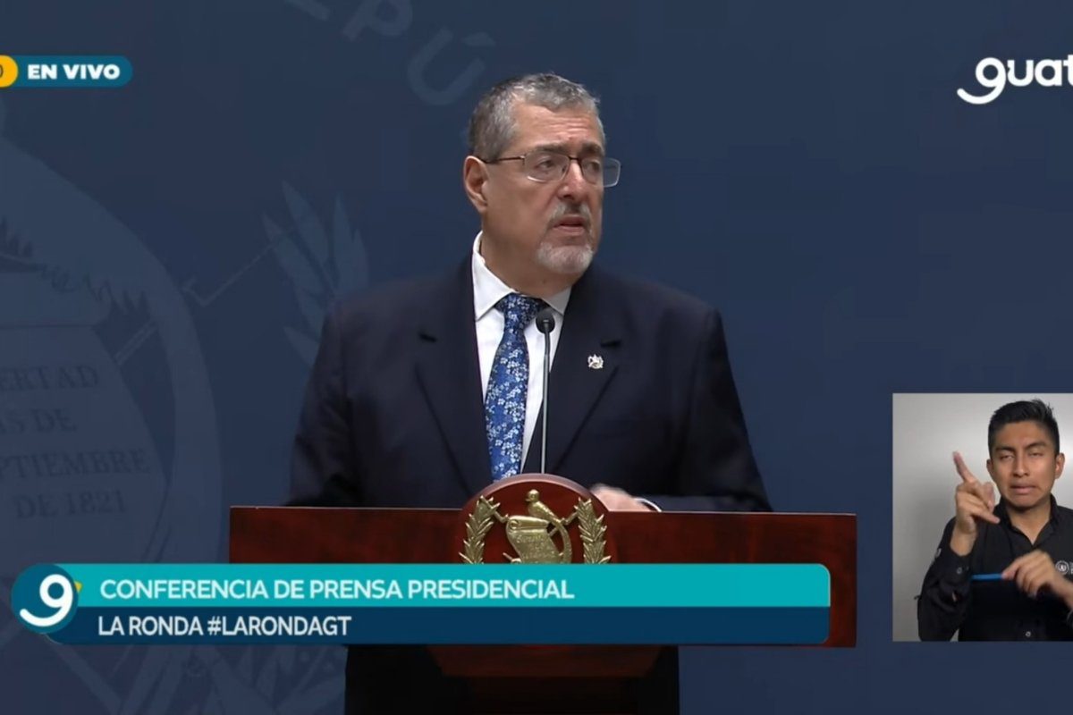 Arévalo ofrece respaldo a Colombia tras terremoto de magnitud 7,4 y retoma su agenda presencial