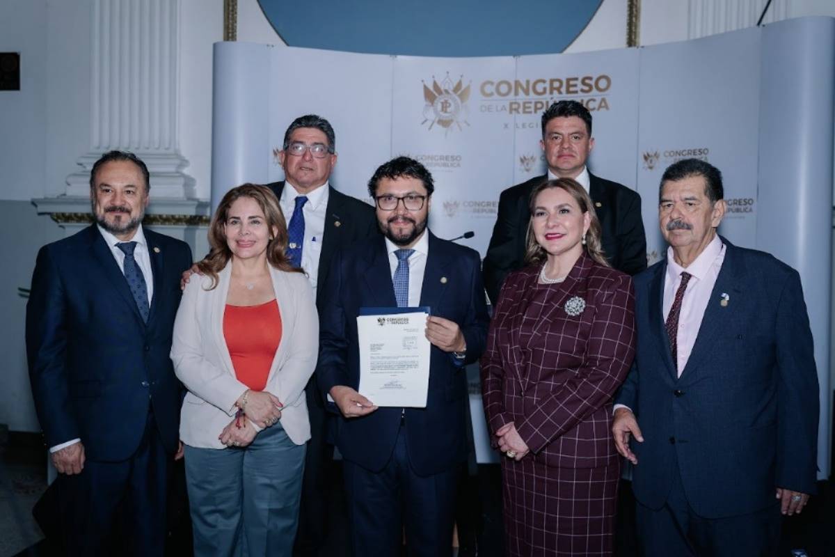 Congreso analiza apoyo temporal de Q1 mil mensuales para agricultores afectados por el clima