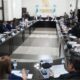 Congreso modifica agenda y deja fuera propuestas sobre precio de los combustibles