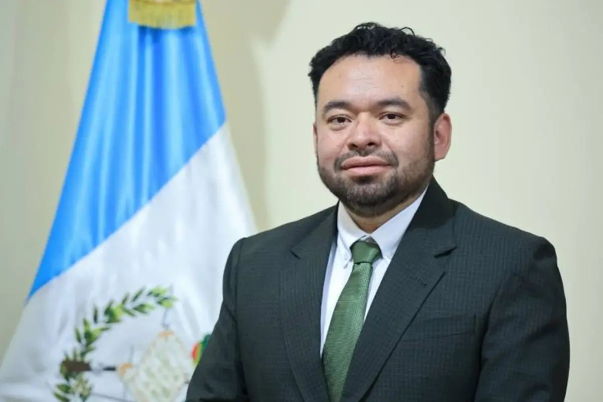 Exviceministro del MAGA enfrentará juicio por compra de fertilizantes por Q144 millones