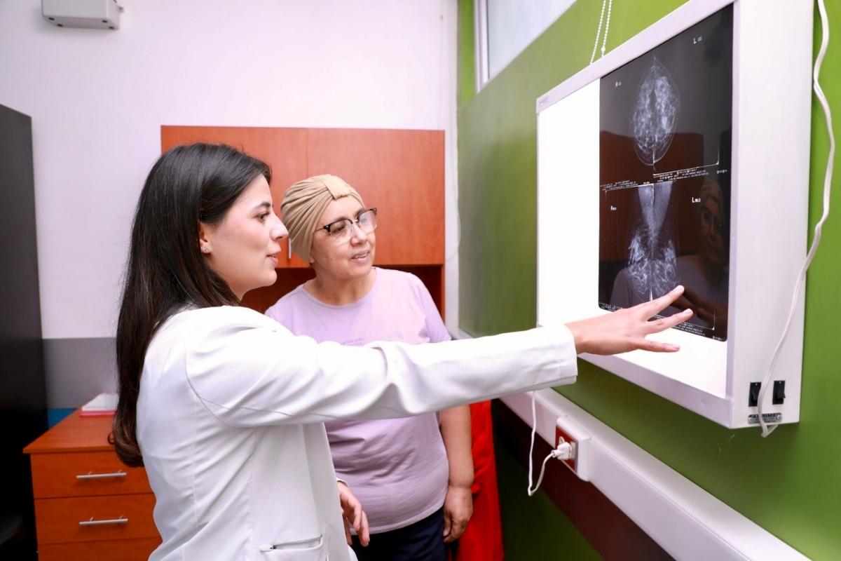 IGSS incorpora prótesis mamarias externas para pacientes con cáncer de mama