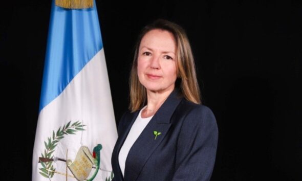 Patricia Orantes dejará el Ministerio de Ambiente y retomará su curul en el Congreso