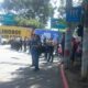 Protestas bloquean tres carreteras por el alza de combustibles