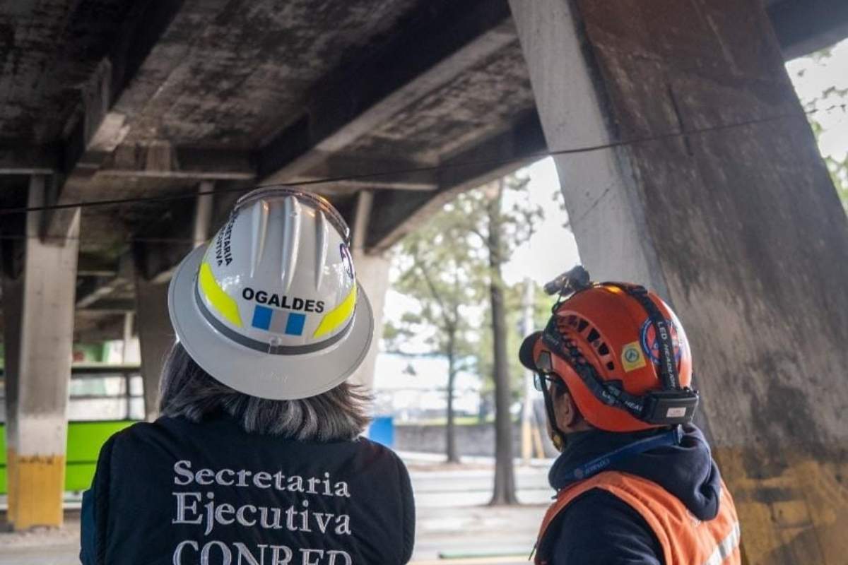 Puente Periférico es inspeccionado por daños y grietas reportados