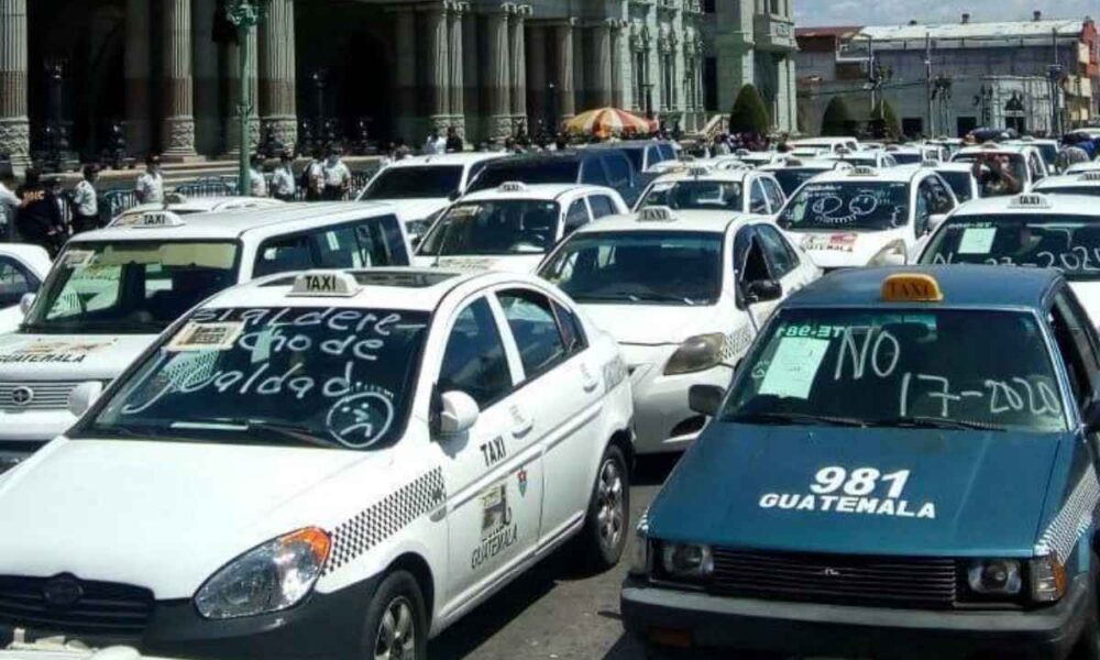 Taxistas anuncian nueva manifestación por el precio de los combustibles este 3 de agosto