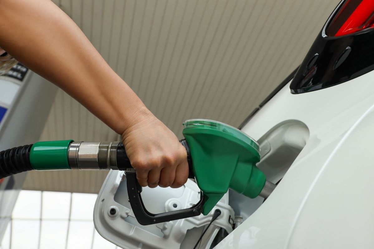 No bajaron el combustible, sino usaron Q2 mil 500 millones para esconder un gobierno sin rumbo