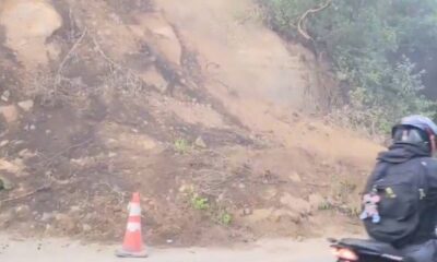 Paso a Santa María de Jesús nuevo derrumbe bloquea la RD-SAC-01
