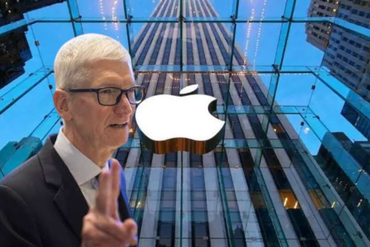Tim Cook deja de ser CEO de Apple tras 15 años y John Ternus asume el cargo