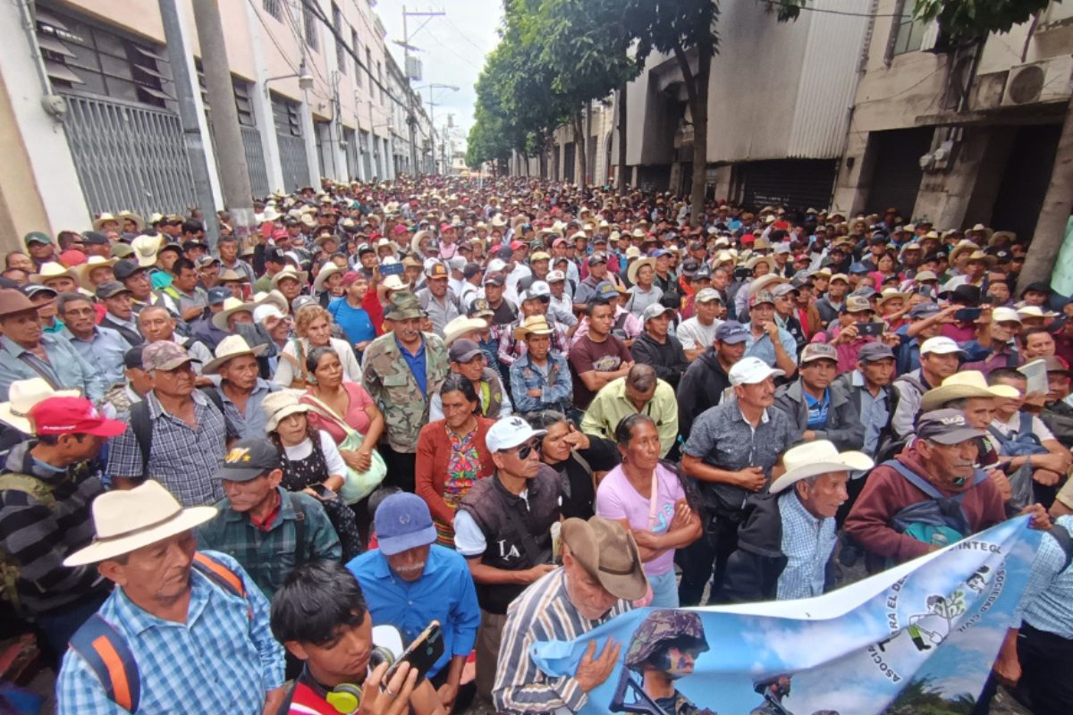 Veteranos militares anuncian manifestaciones por precio de combustibles y costo de vida