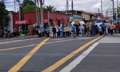 Bloqueos en Guatemala salubristas cierran puente El Incienso y afectan el Transmetro