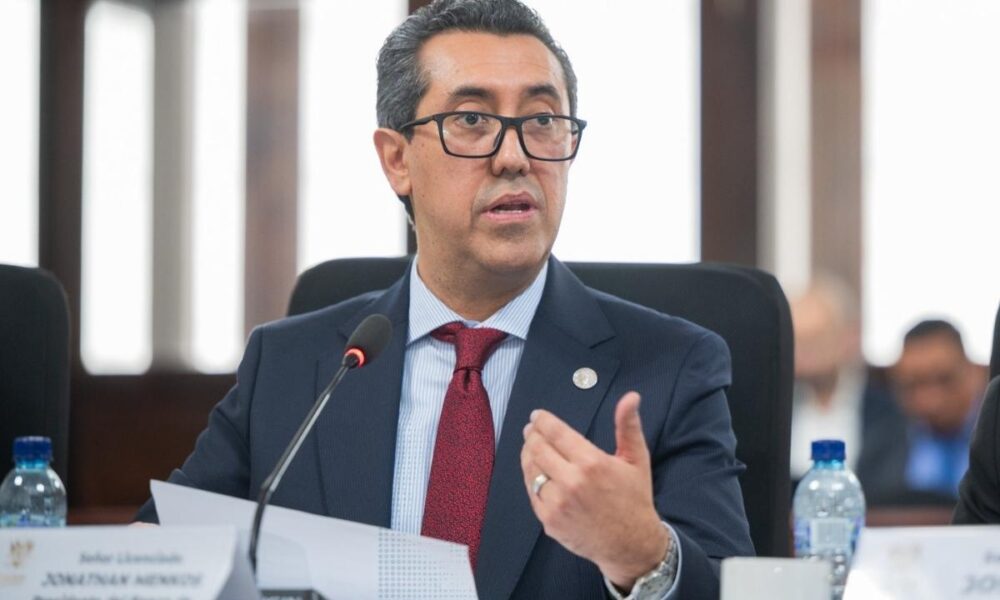 CC suspende nombramiento de Menkos en el Banguat