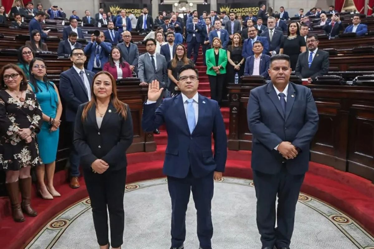 Congreso elige a Elfego Castañón como nuevo contralor general de Cuentas