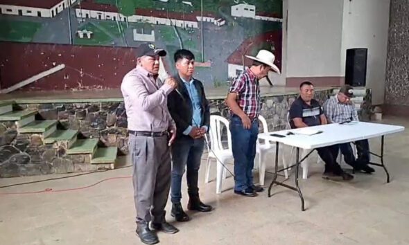Hermanos Choc reciben empleo y apoyo económico tras quedar en libertad