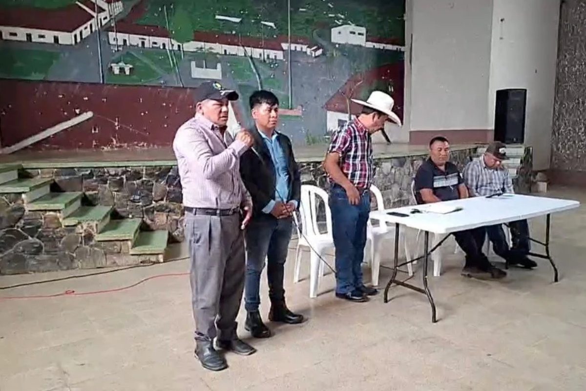 Hermanos Choc reciben empleo y apoyo económico tras quedar en libertad