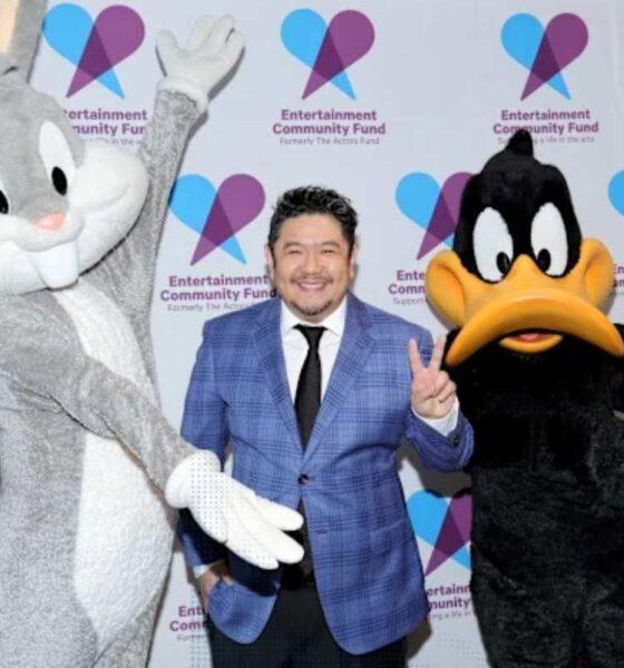 Muere Eric Bauza, la voz de Bugs Bunny, a los 46 años