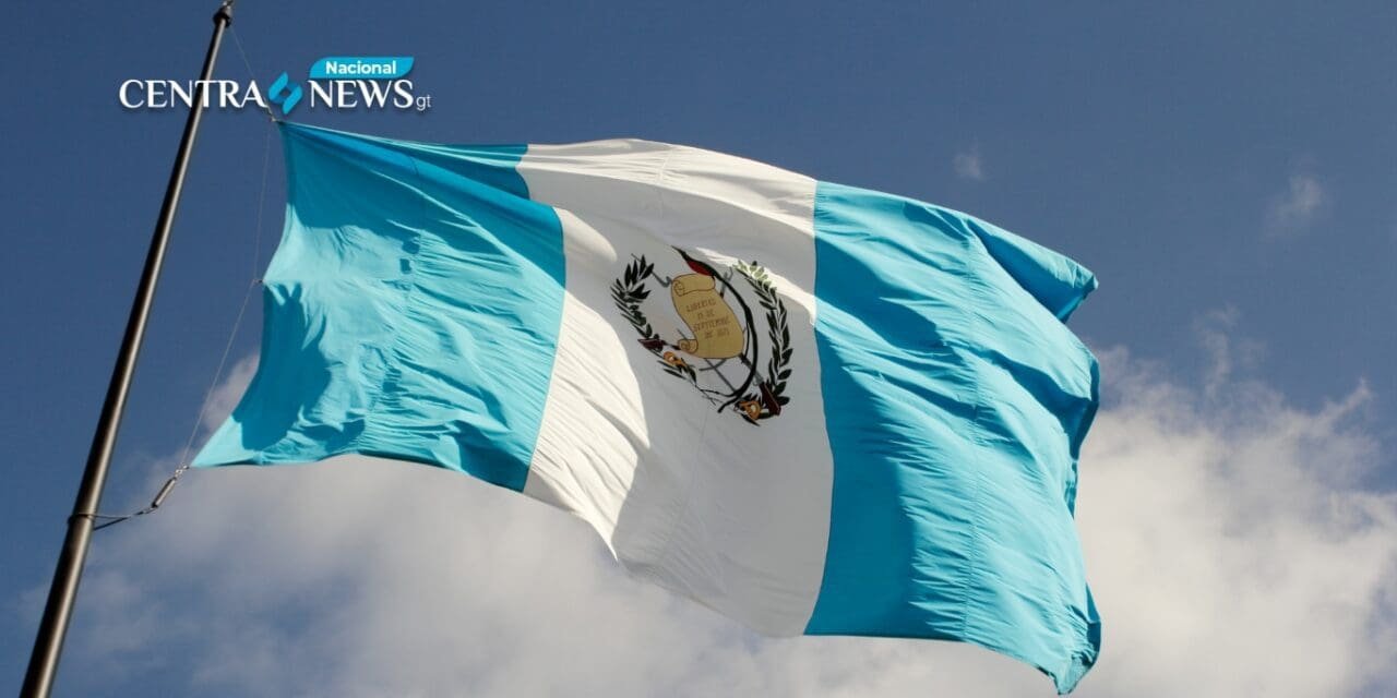 Guatemala celebra el Día de la Bandera