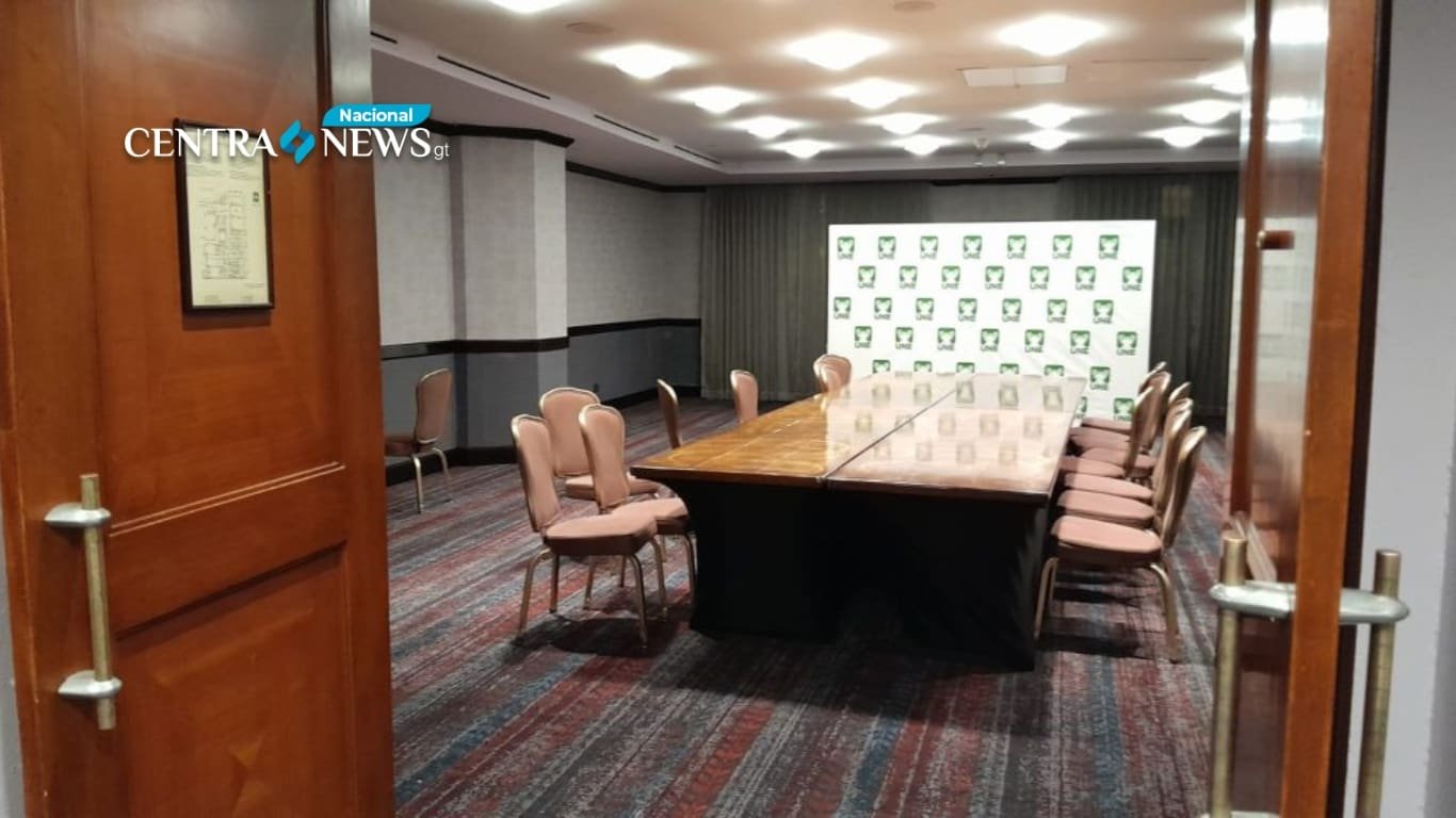 UNE solicita al TSE adelantar cierre del proceso electoral