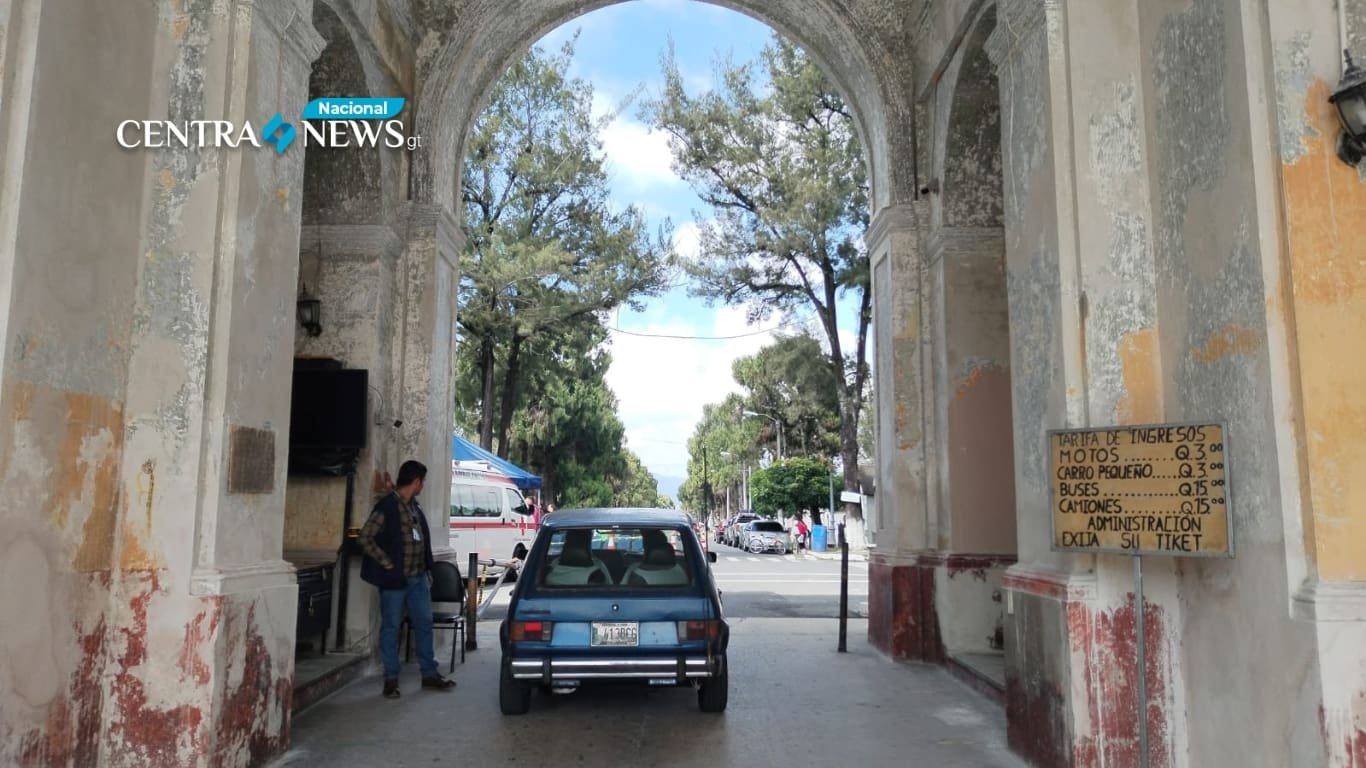 Aumento de visitantes en cementerios de Guatemala ante la celebración del Día de Todos los Santos
