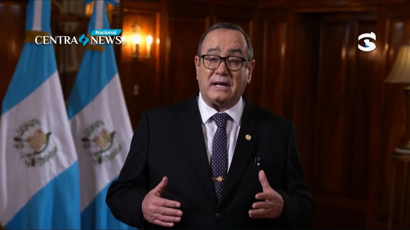 Respetemos los derechos de todos, señala Giammattei en su discurso a la nación