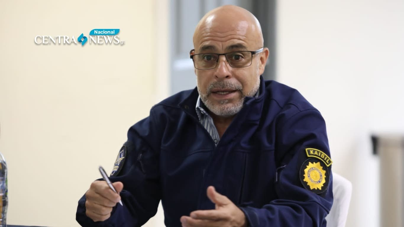 Ministro de Gobernación busca oportunidades para fortalecer las capacidades de los agentes de la PNC