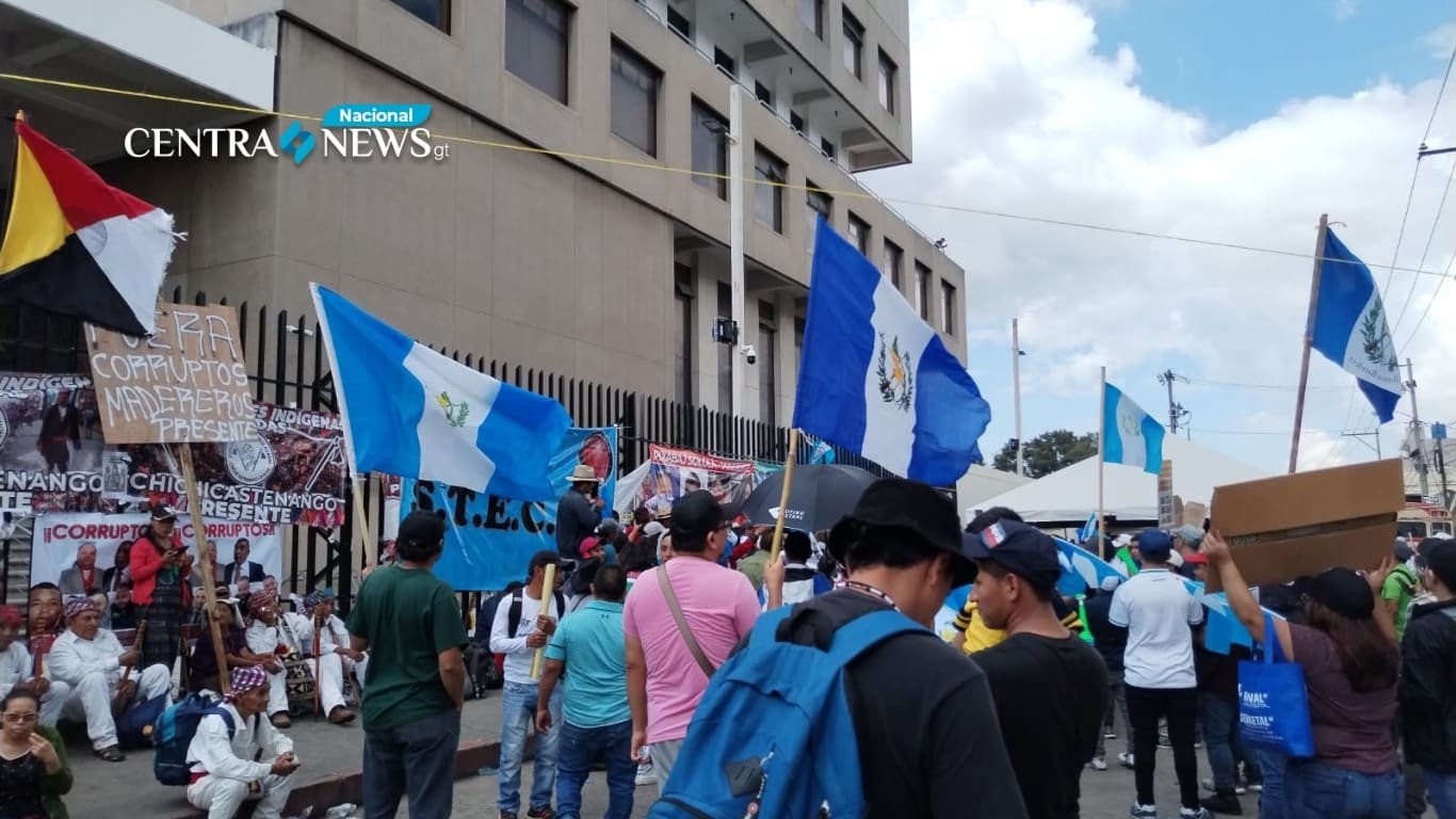 Organizaciones indígenas convocan a caravanas y caminatas para este martes