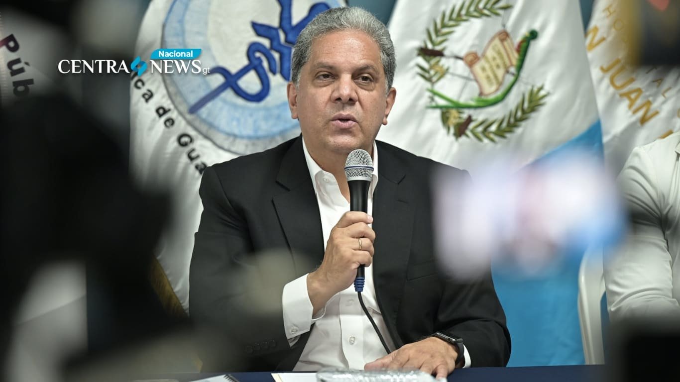 Ministro de Salud presenta plan maestro de salud para área metropolitana