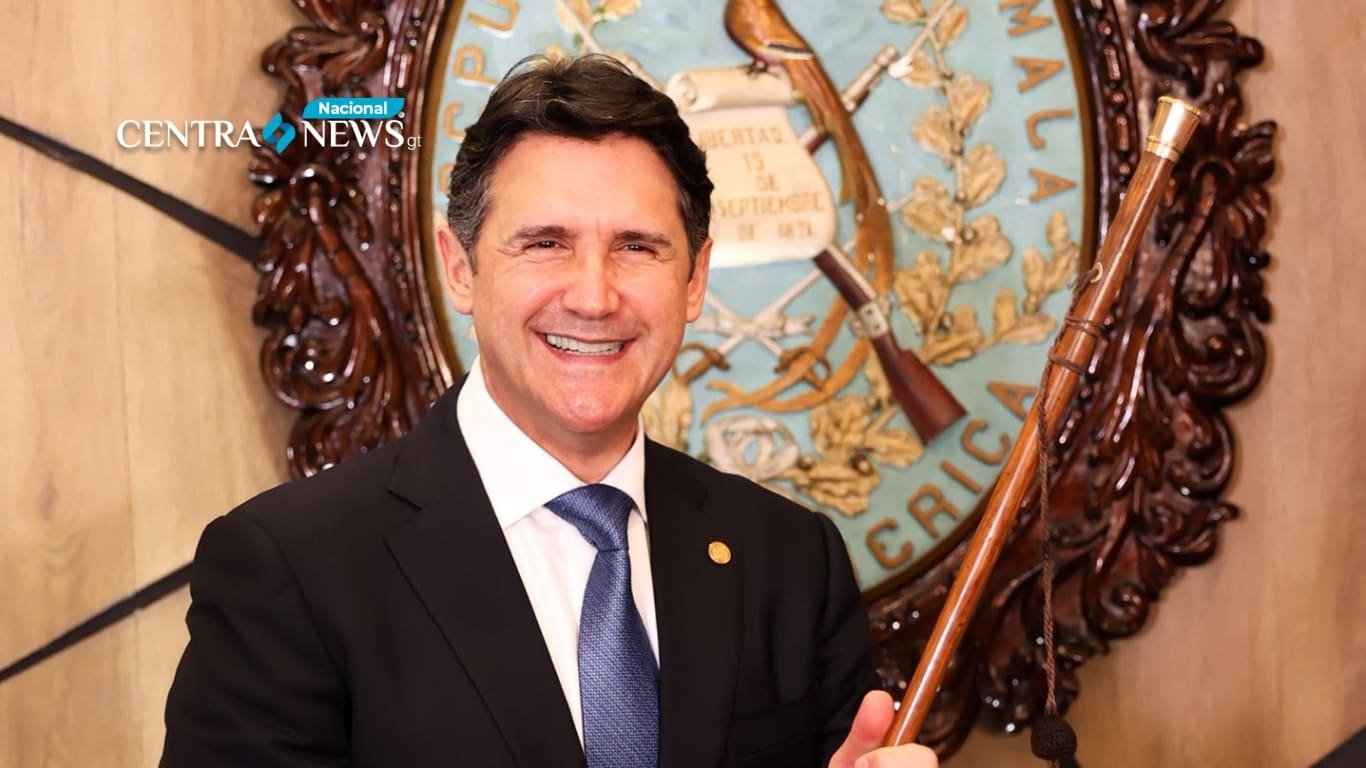 Ricardo Quiñónez asume nuevo periodo en la alcaldía de la Ciudad de Guatemala