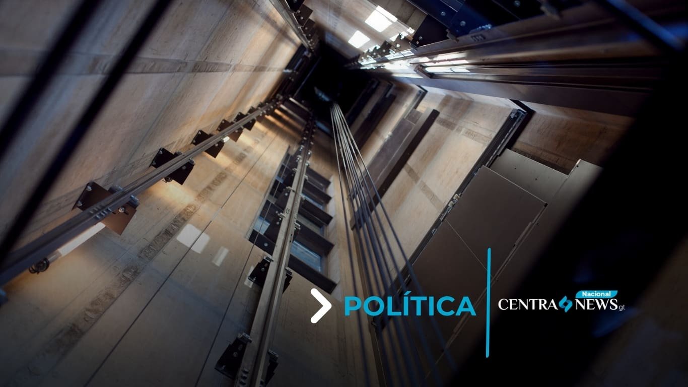 cambio de elevadores en la Torre de Tribunales