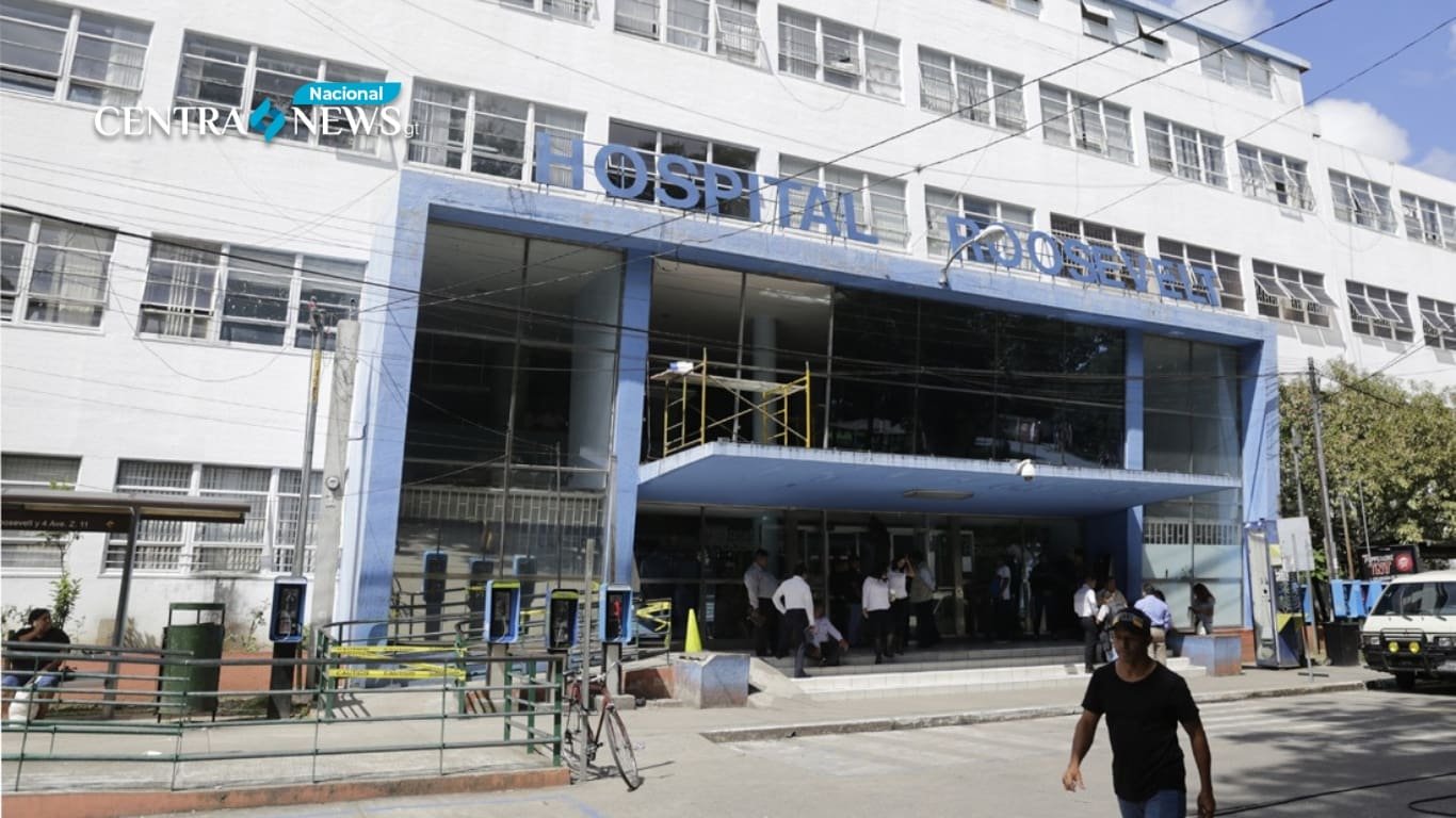 Hallan feto en baños portátiles del Hospital Roosevelt