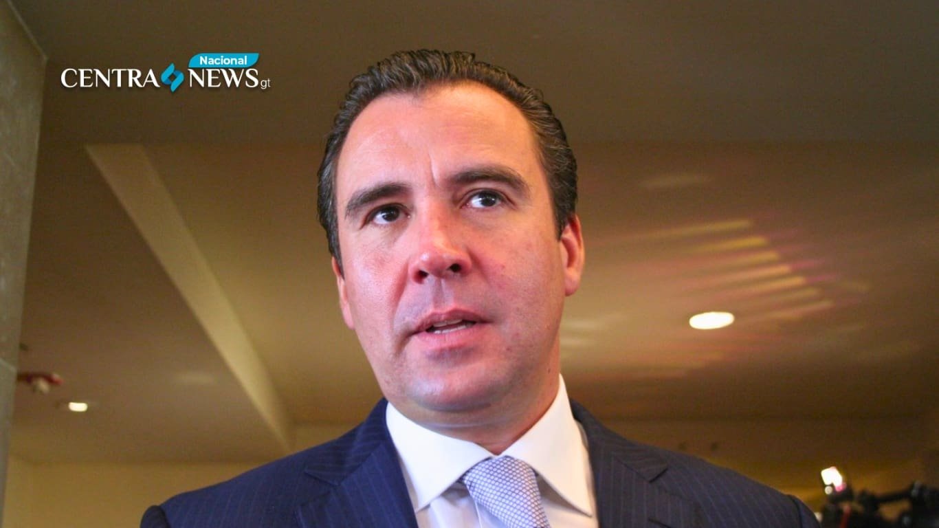 Sala ordena cese persecución penal contra Alejandro Sinibaldi