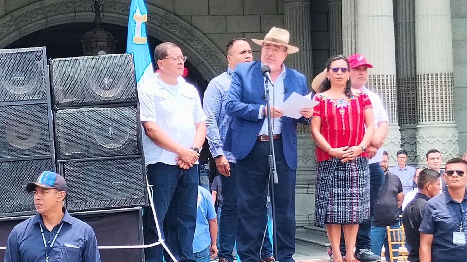 Autoridades del MINTRAB conmemoran Día del Trabajo