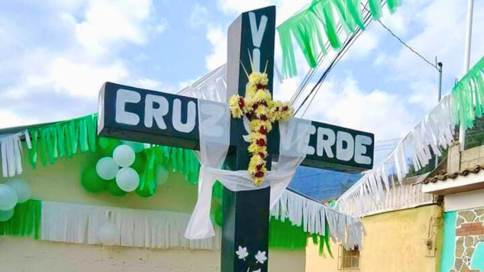 Celebración del Día de la Cruz en Guatemala Tradición, color y devoción