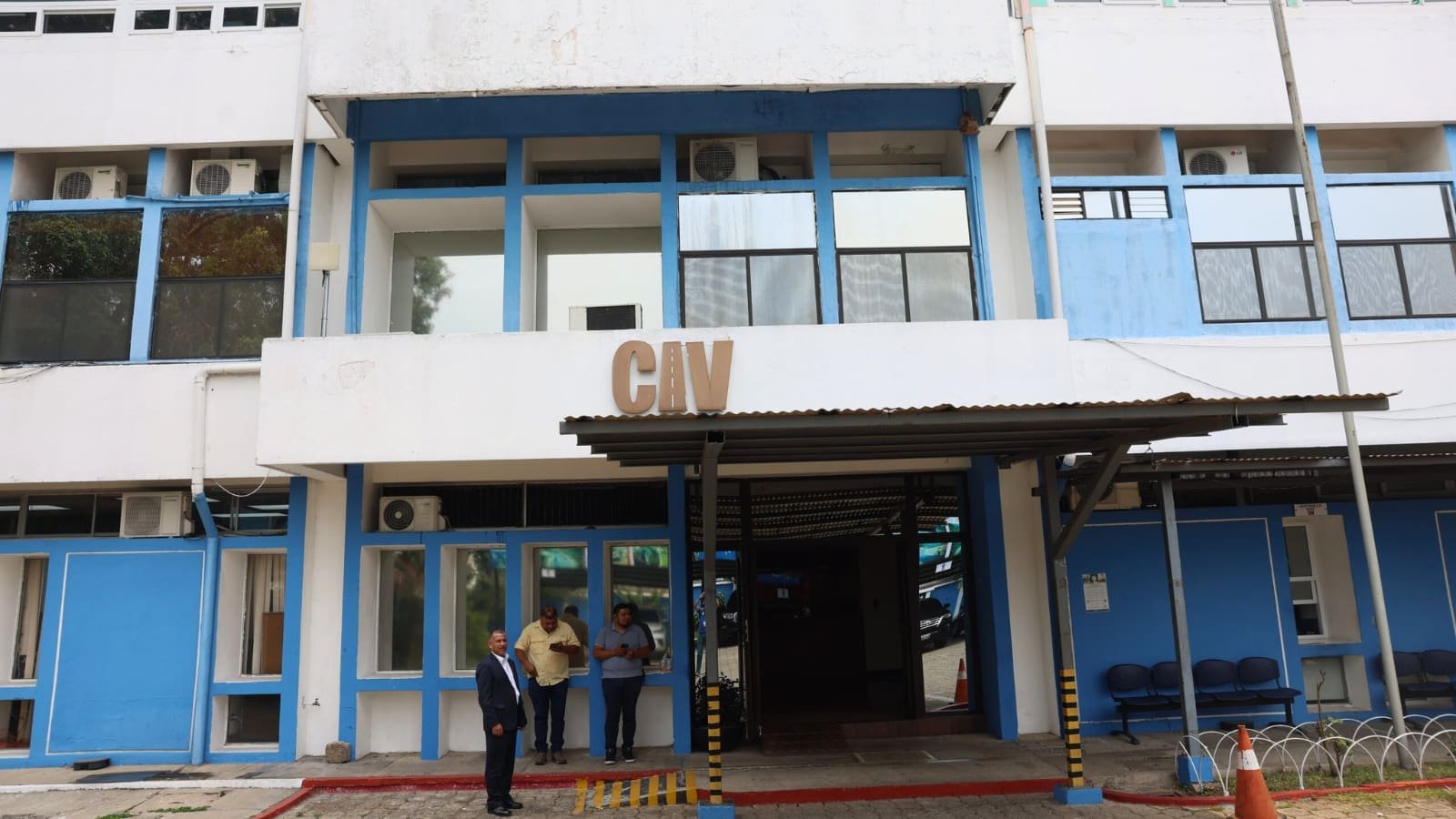 Micivi entrega información al MP sobre posible red de trata de personas