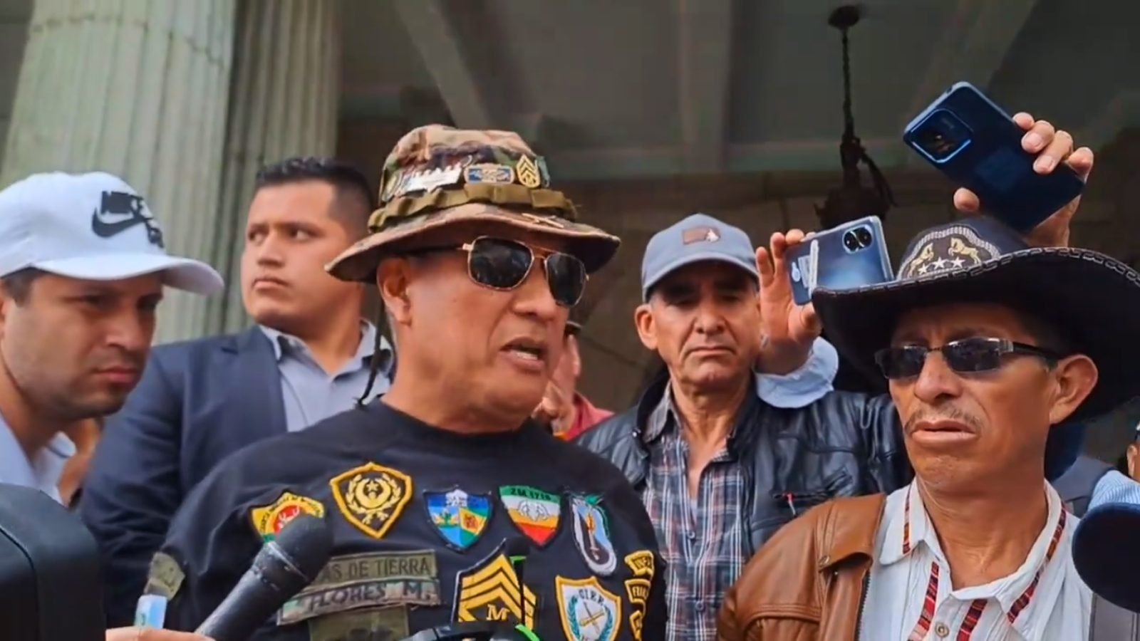 Gobierno y exmilitares no logran acuerdo tras reunión