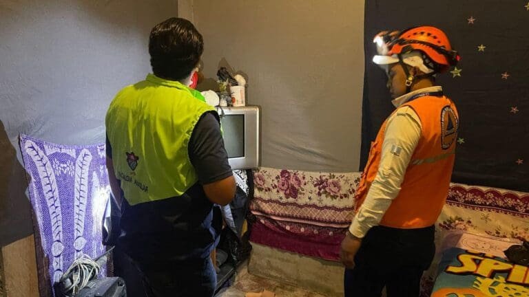 Zona 16: Vecinos de Santa Rosita deben abandonar sus hogares por riesgo