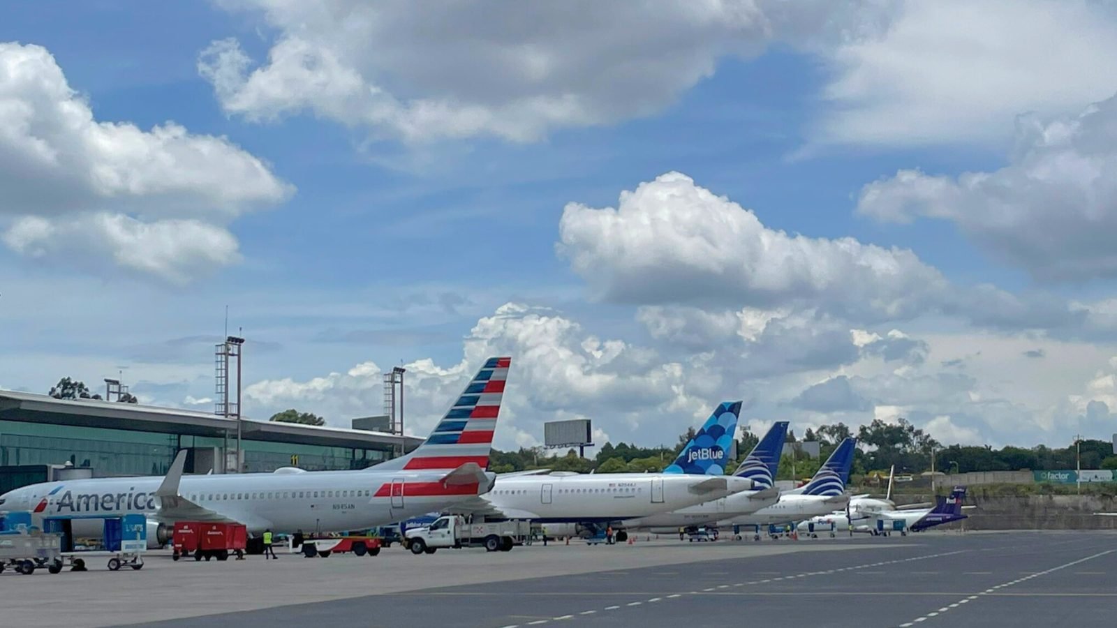 Fallo de Microsoft genera demoras en vuelos en Guatemala