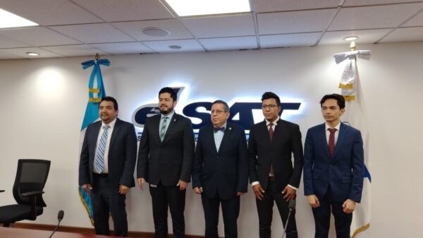 Presentan estudio sobre gasto tributario e incumplimiento del pago de impuestos