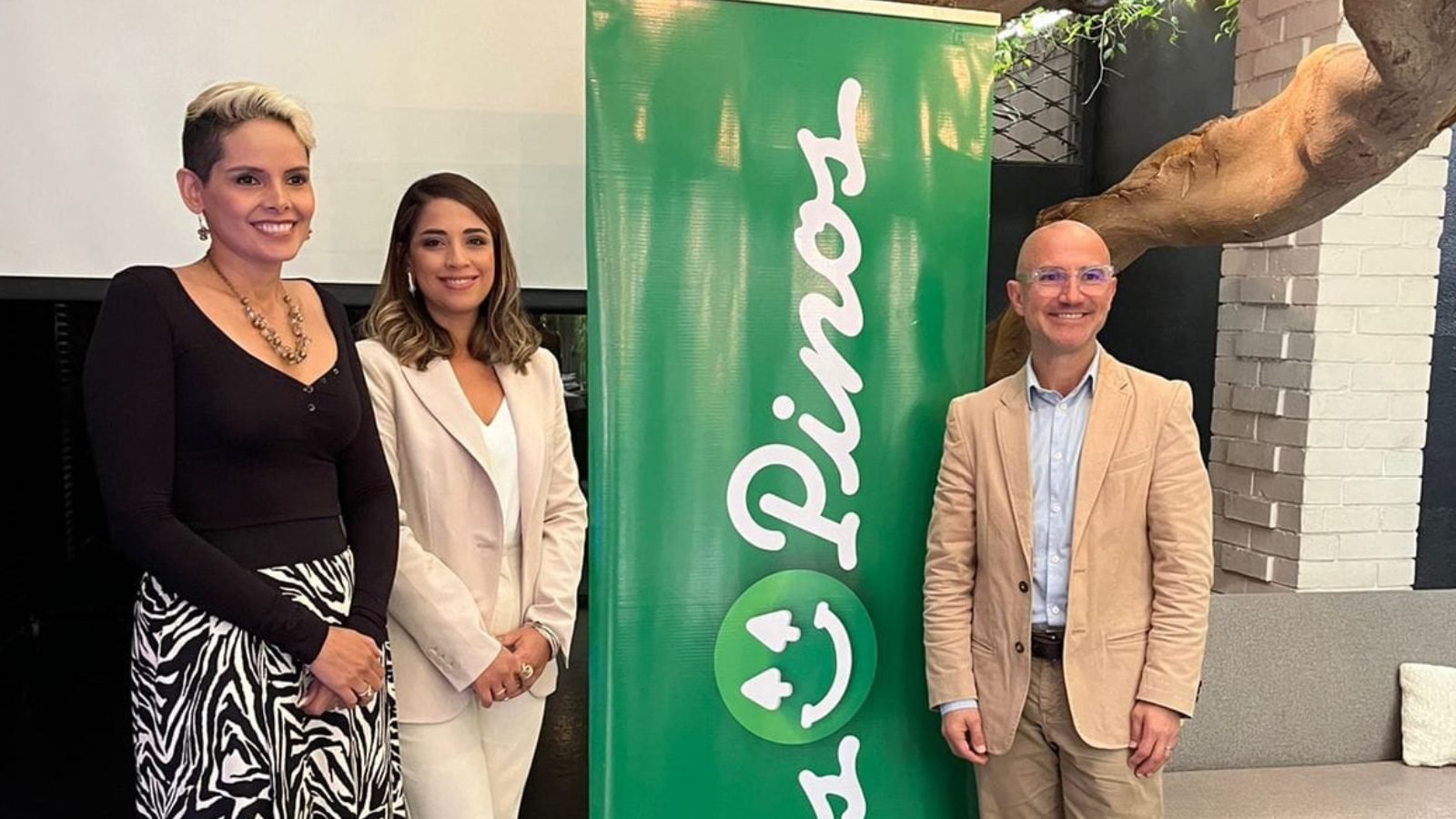 Trabajan y promueven un futuro sostenible en cada gota de leche producida por Dos Pinos