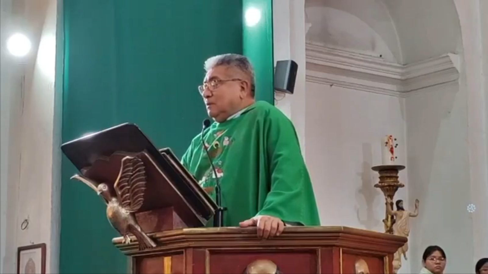 ¿Multas desproporcionadas Sacerdote denuncia sanciones de Q500 en Antigua Guatemala